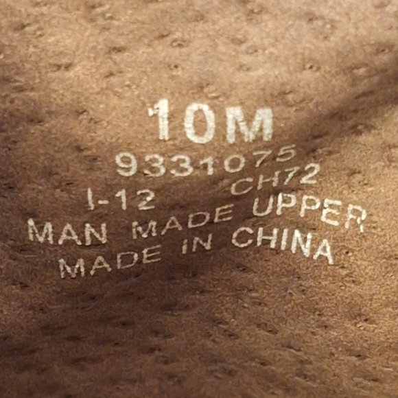 Sperry Flats - Picture 2 of 7